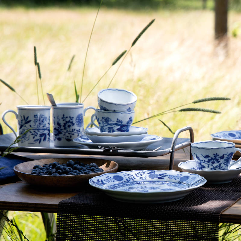 Hutschenreuther Service "Blau Zwiebelmuster" (Gebraucht) in Meilen für
