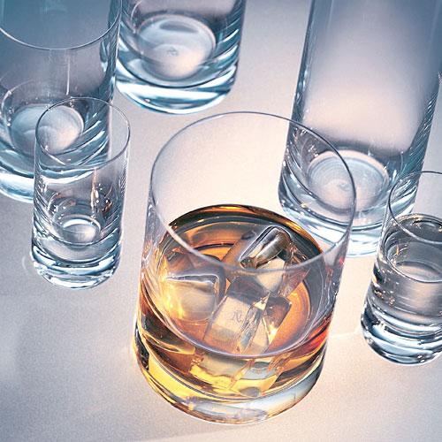 Glasses range for the bar