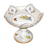 Meissen Neuer Ausschnitt - Blume naturalistisch bunt mit Schmetterling Ayaklı delikli kase h: 18 cm / d: 16 cm