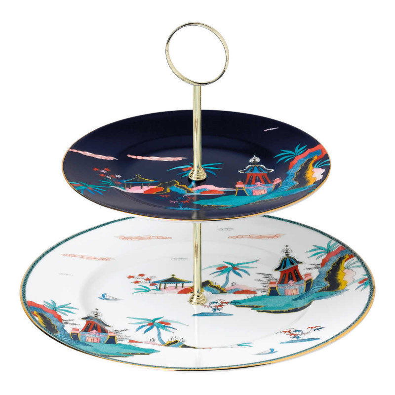 Wedgwood etagere top