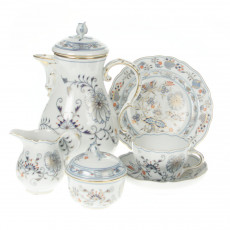 Meissen New neckline - Onion pattern cobalt blue red and gold shaded with gold rim Coffee service 6 people 21 pcs.