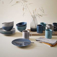 Thomas Loft Colour Mixed Set of 18 pieces