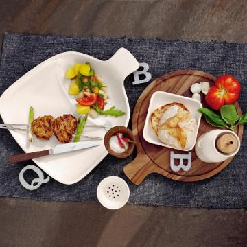 Arrange serve & decorate during BBQ season